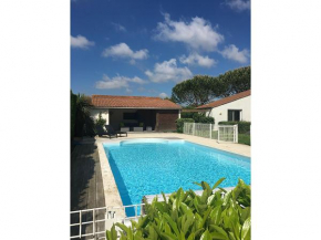 Modern Villa in Brives sur Charente with Private Pool